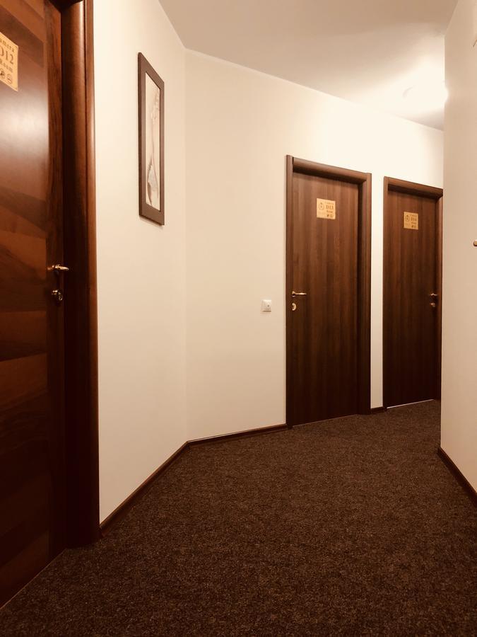 Monte Carlo Palace Rooms Bucareste Exterior foto